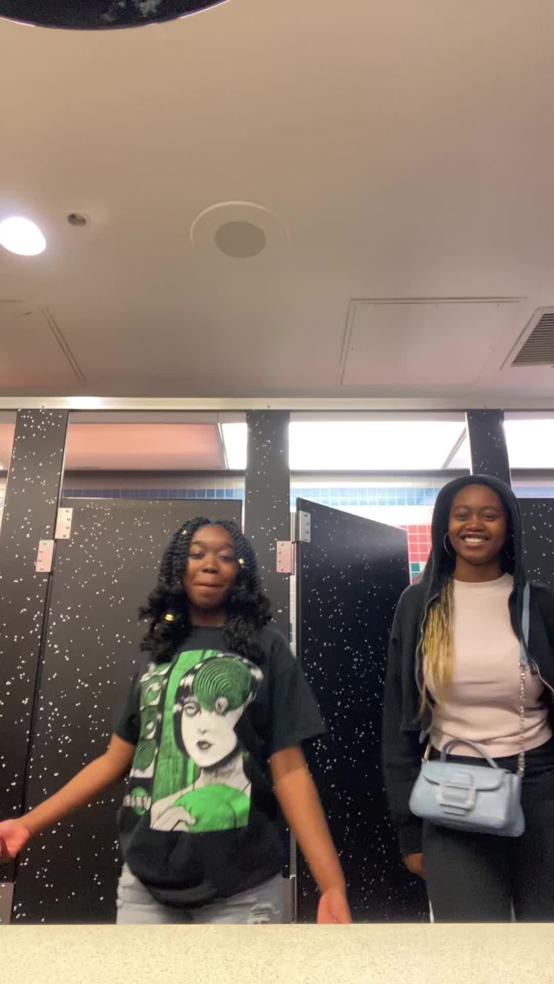 @Vanessa🤷🏾&zwj;♀️