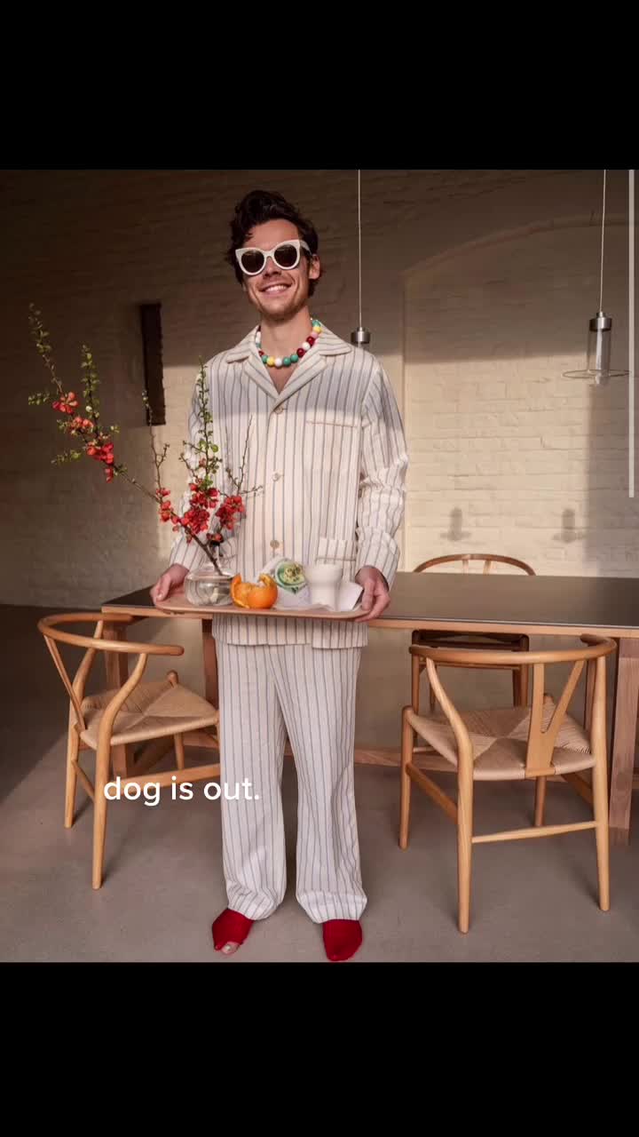 @<3