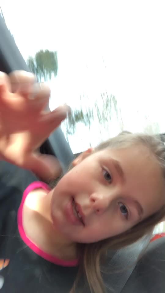@Maddiejones_single