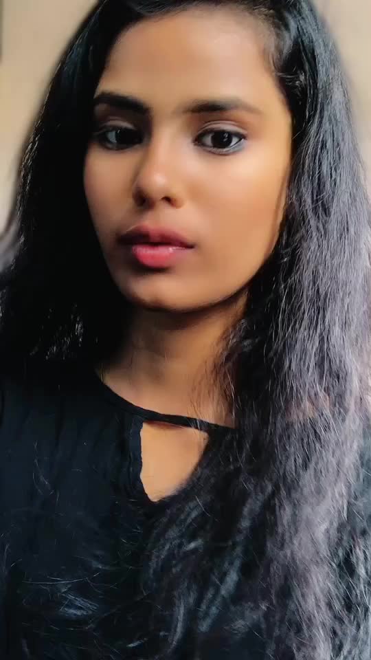@Saloni 💫