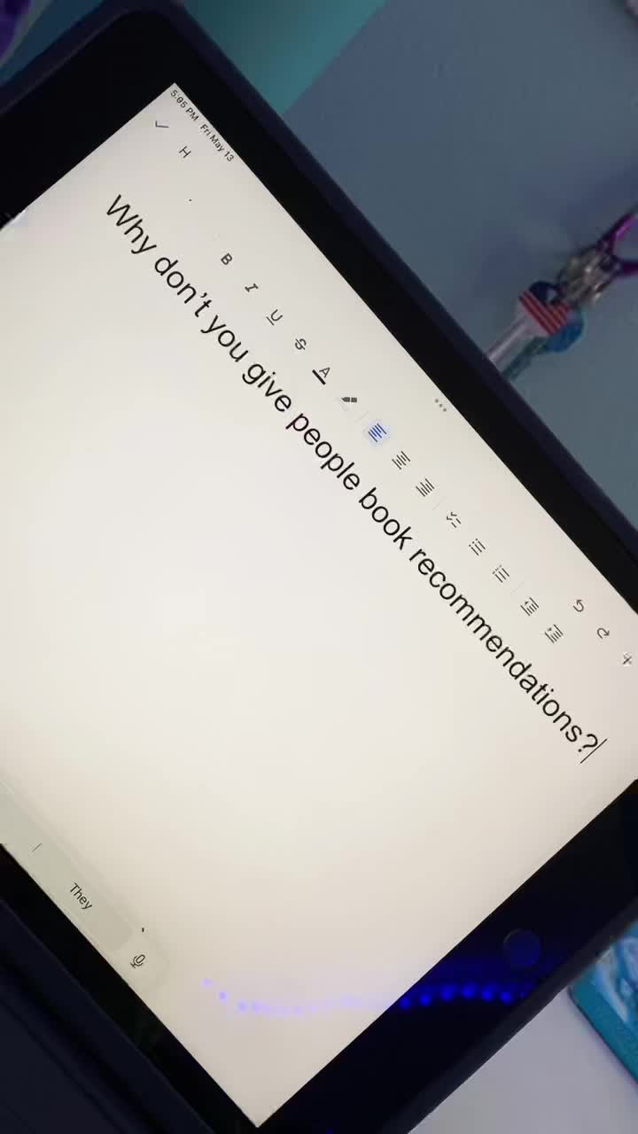 @:))