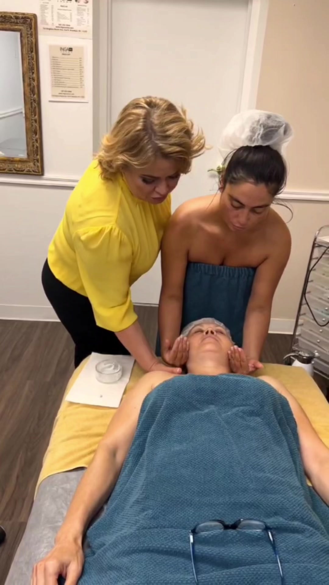 @Massage 4d lifting