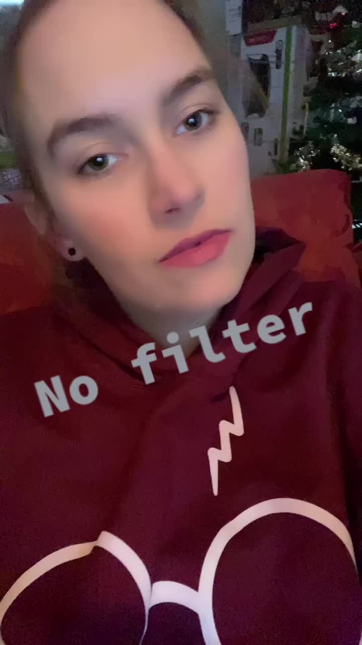 @FeliciaAnnette⚡️🖤💛