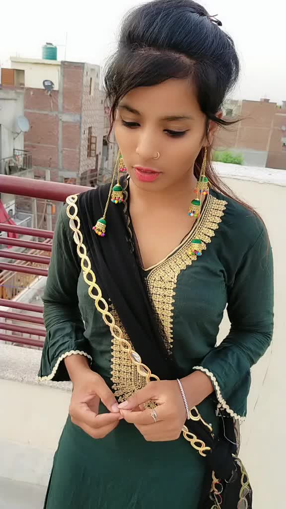 @❣️Aarohi manisha❣️