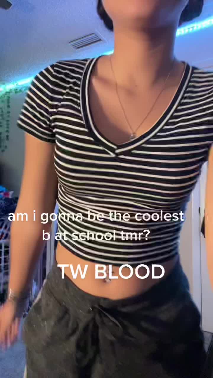 @???