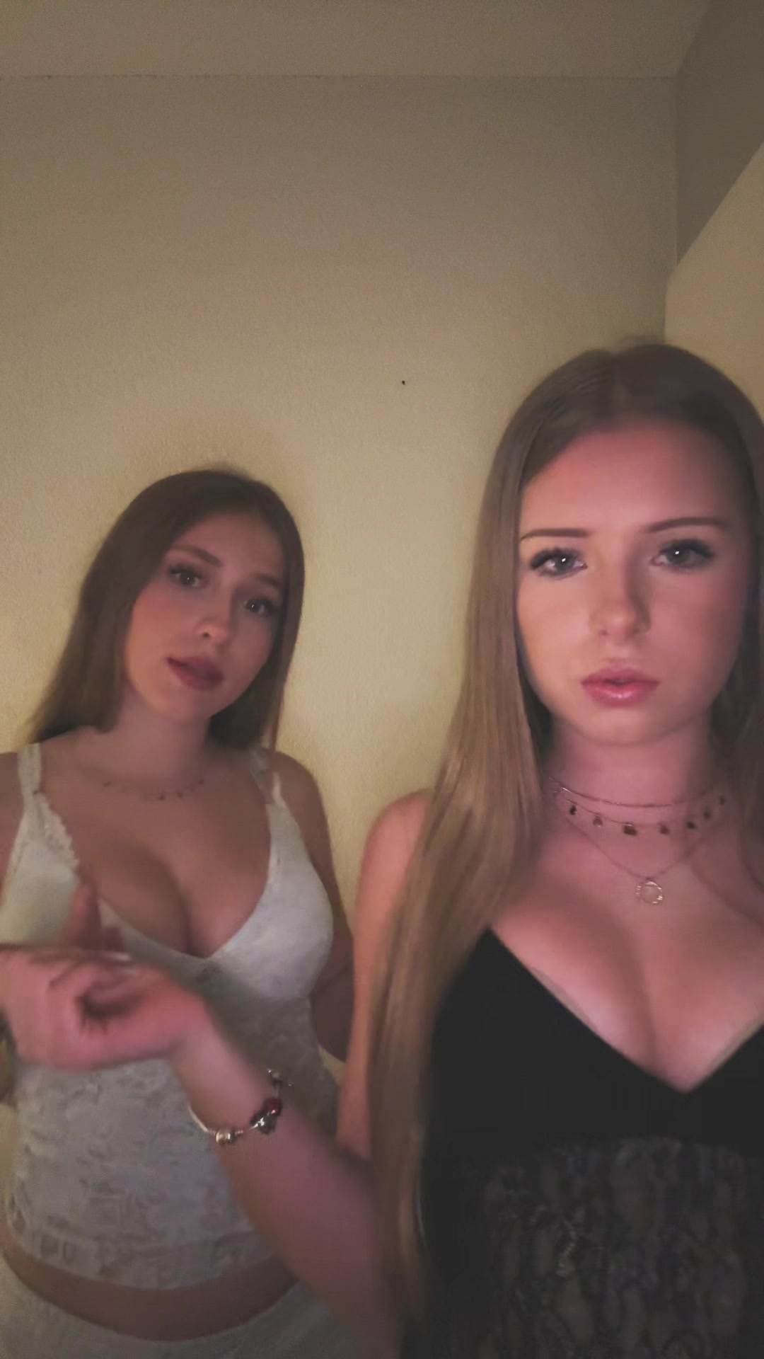 @😜