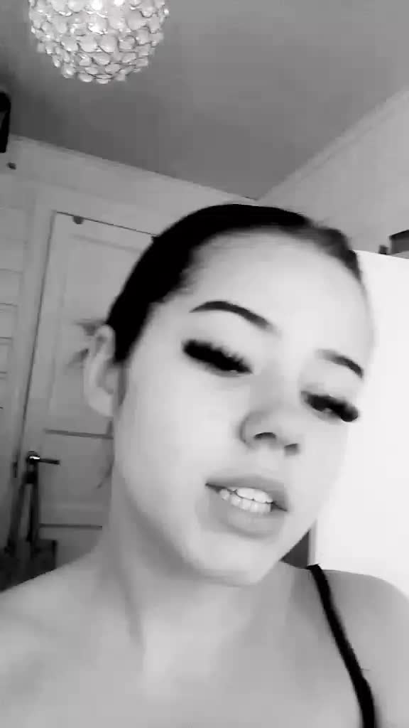 @Selina Olivia🌟