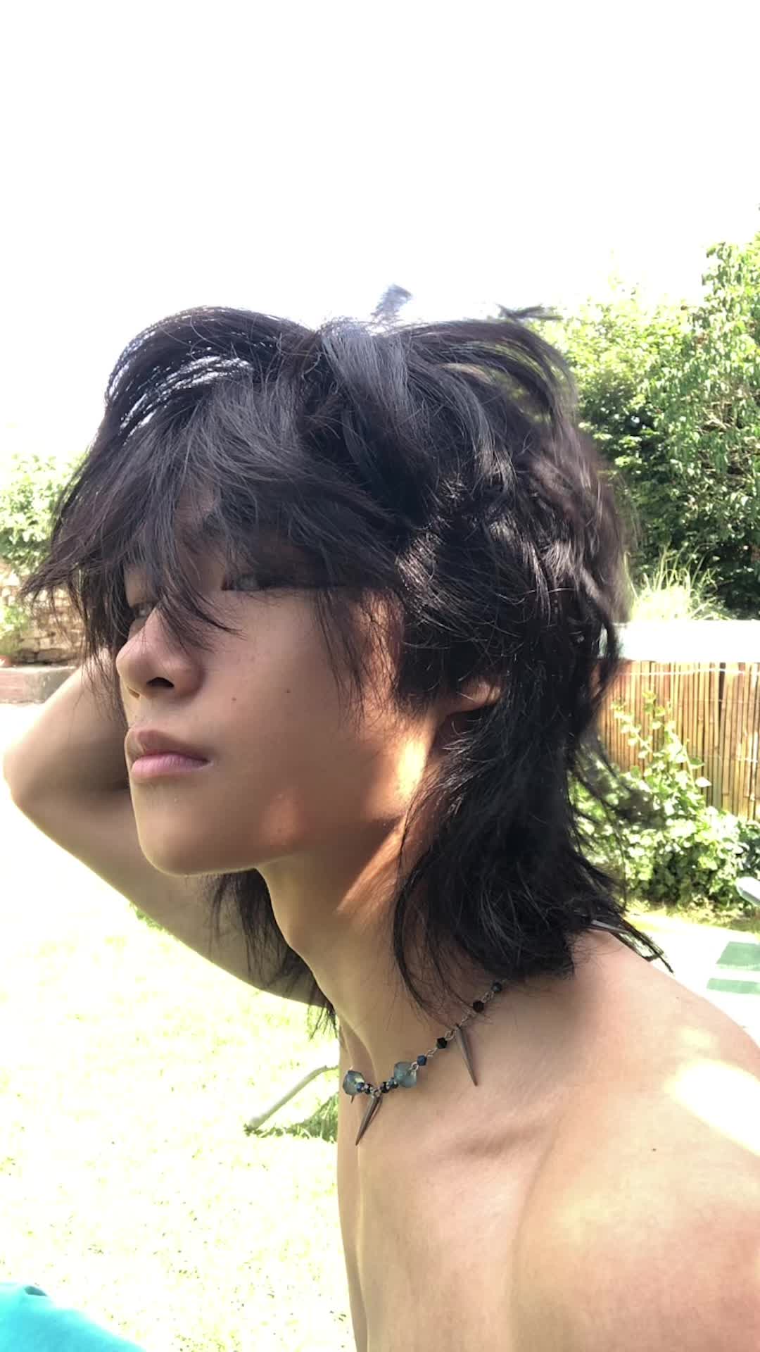 @Sukhee🇲🇳