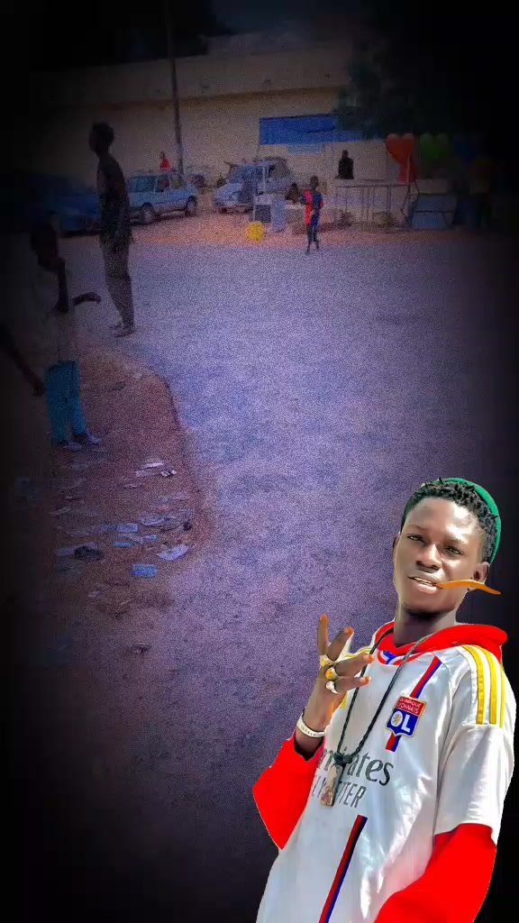 @Béye borom 313