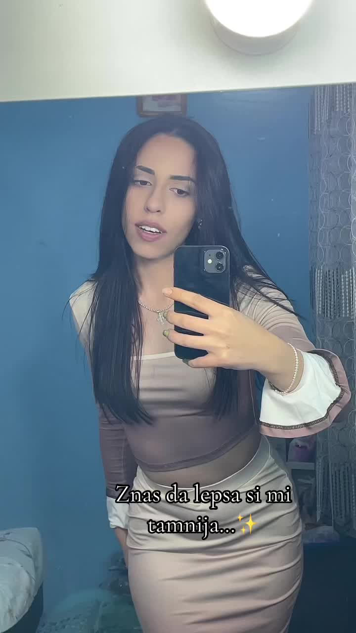 @Ivana👑