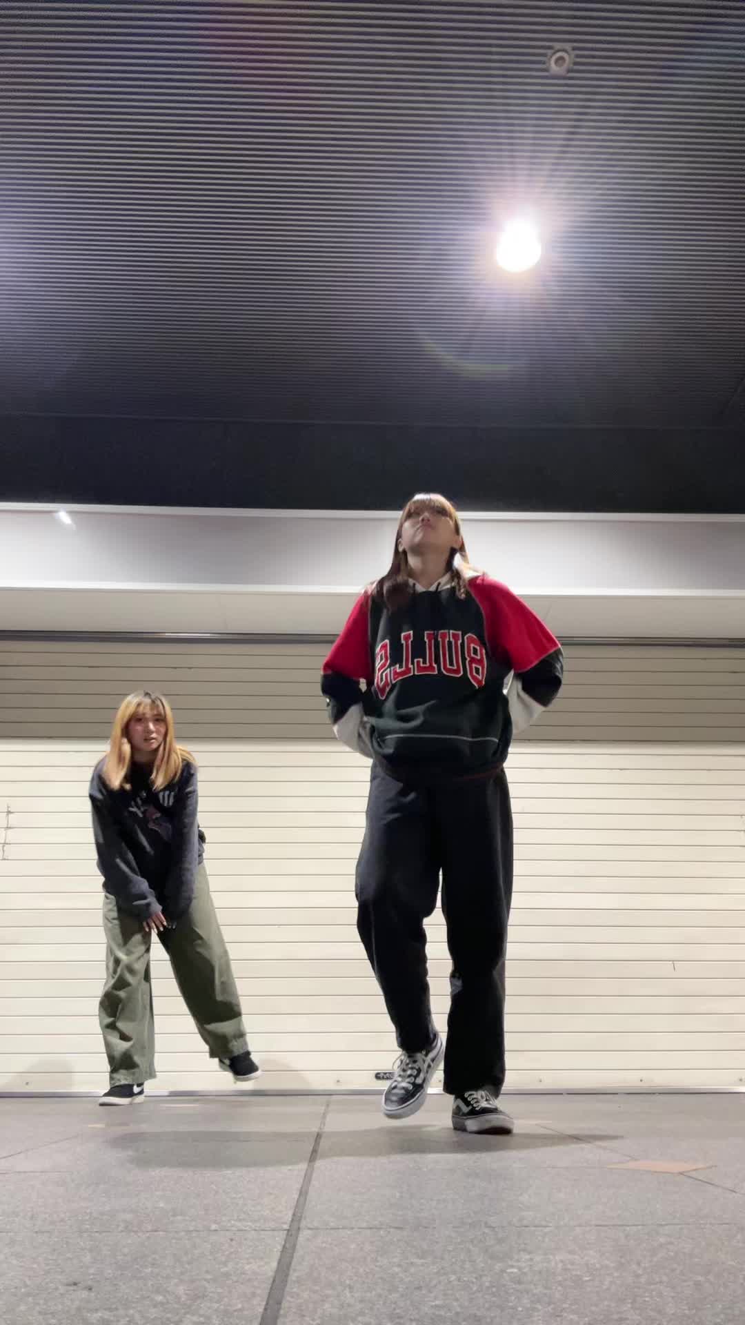 @レオ