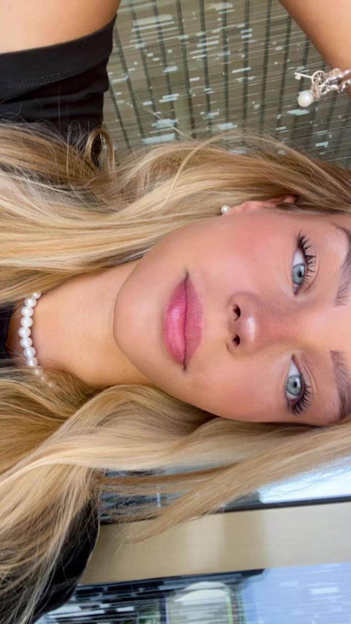 @Elli ⭐️