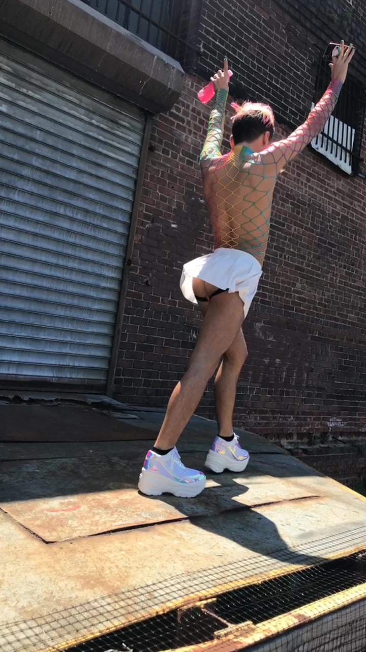@kristendebel