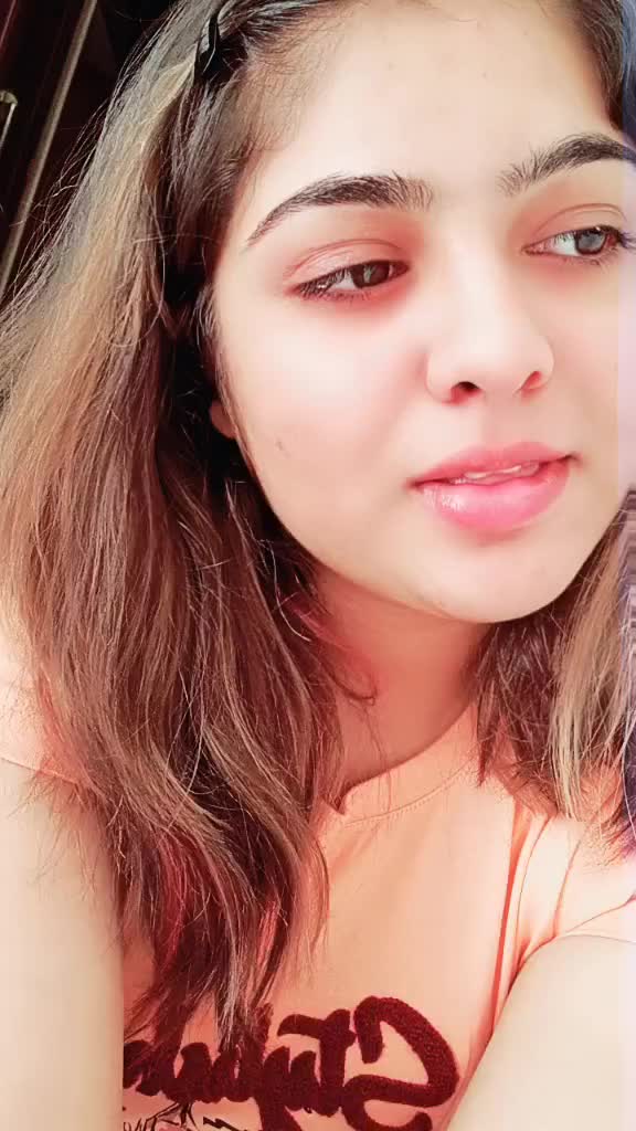 @RITIKA ♥️