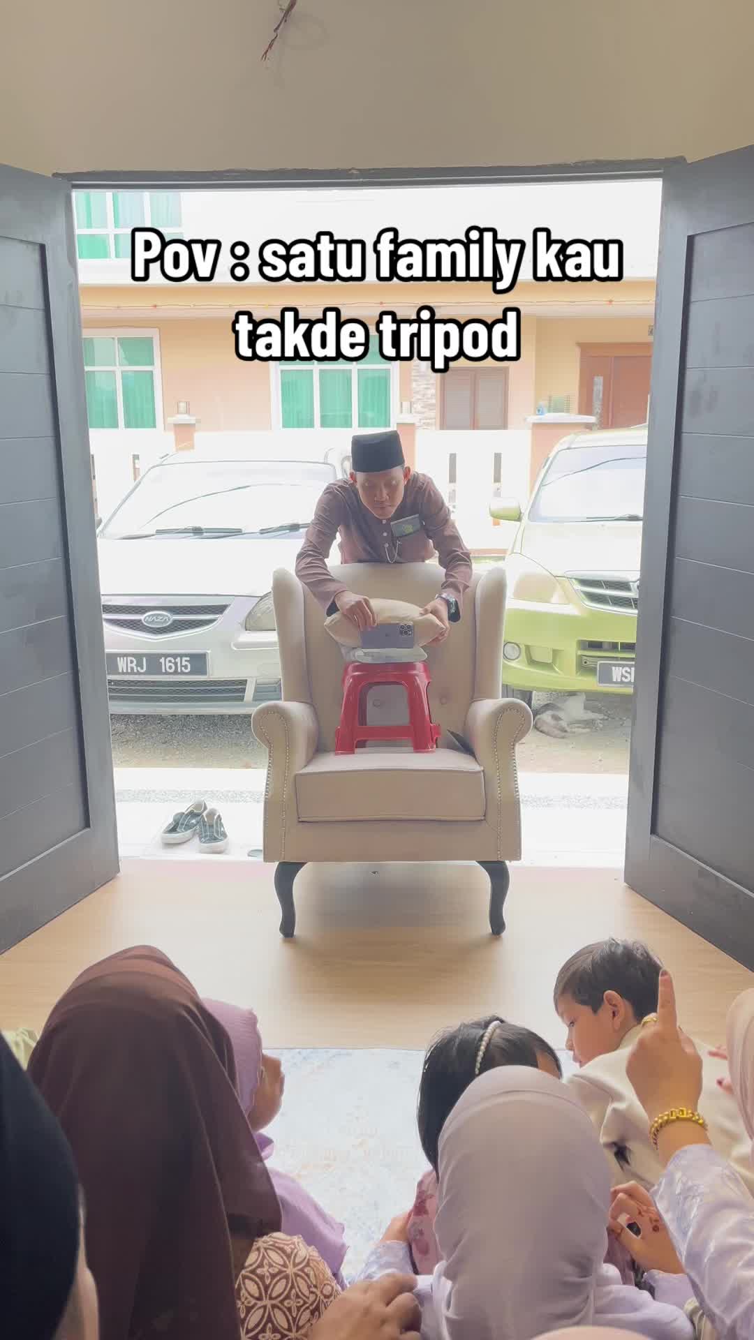 @乙 ㄩ 卄 丹 工 尺 ㄚ