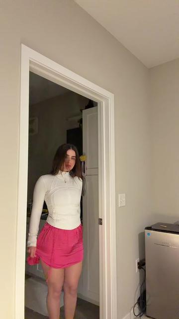 @Bella