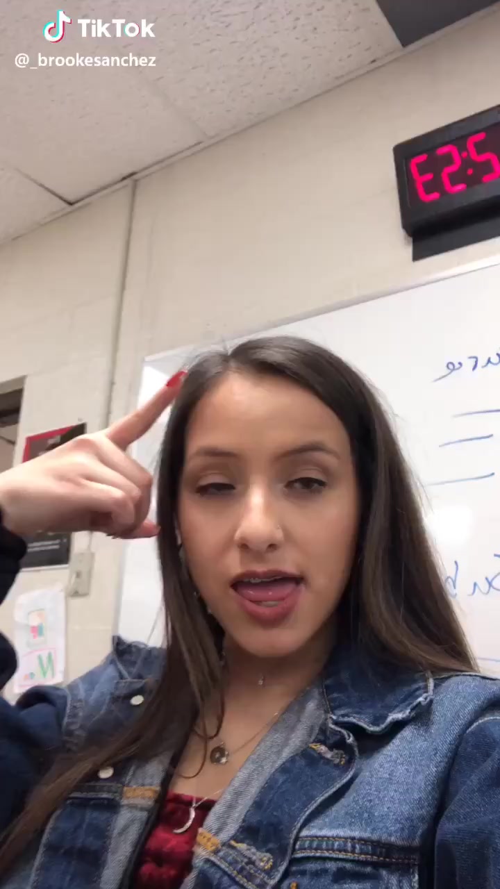 @Brooke/online!