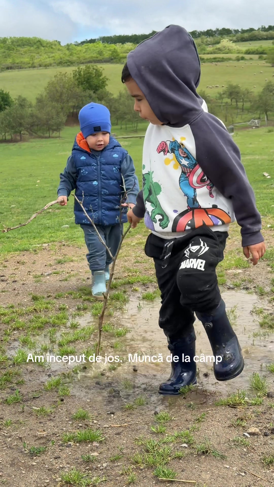 @Vlăduța Lupău