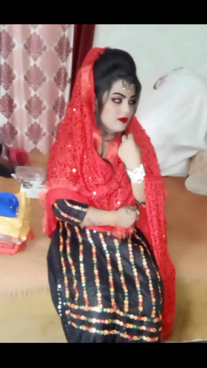 @tapsi gill