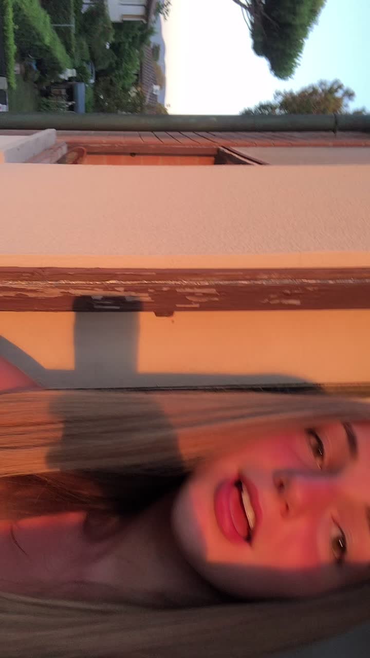 @lavix