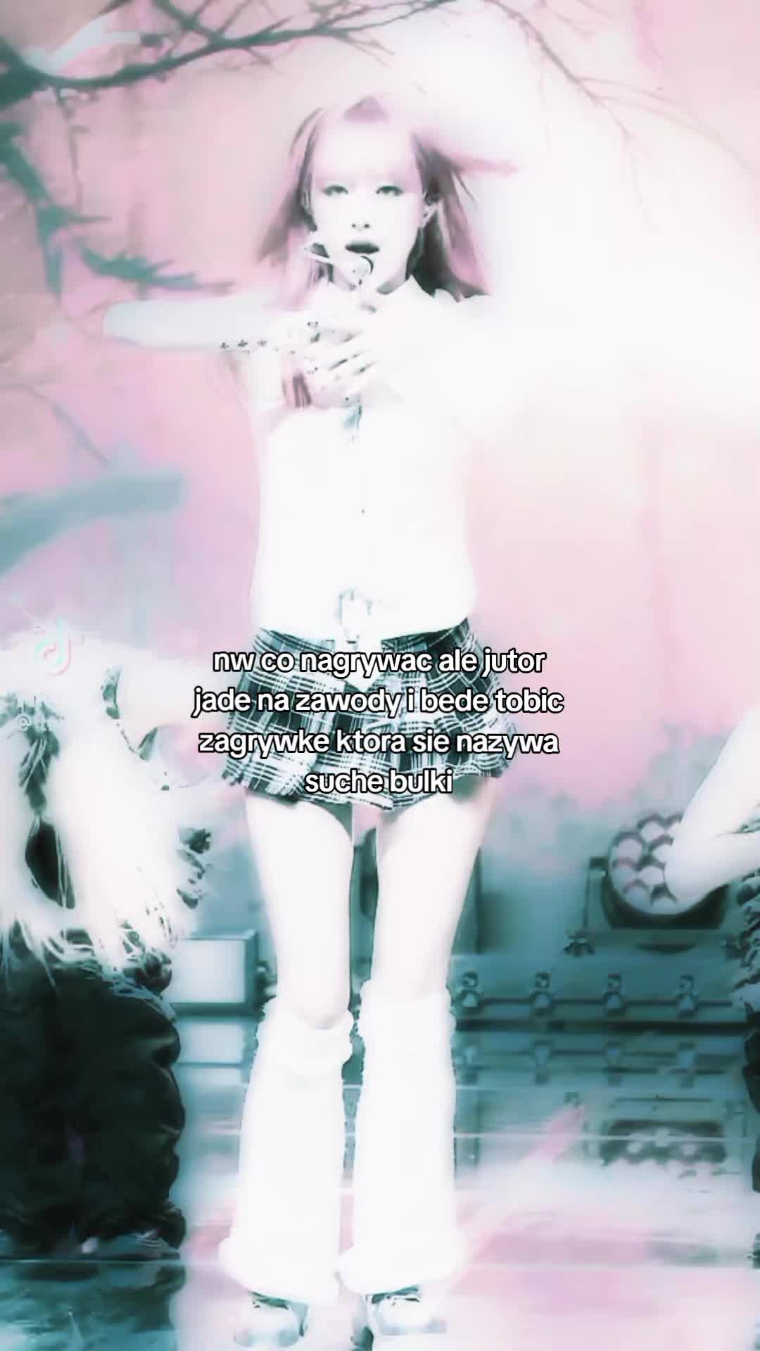 @Lilucha_
