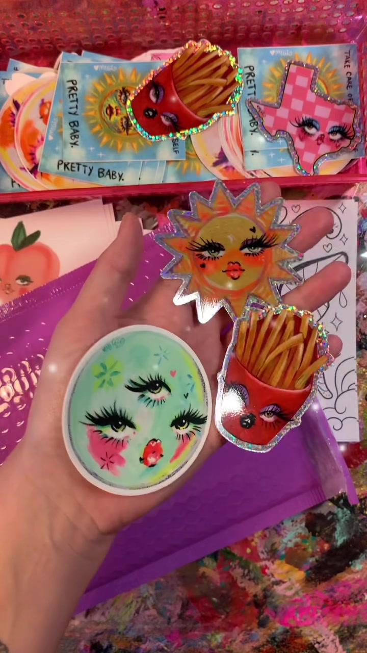 @megznglitter