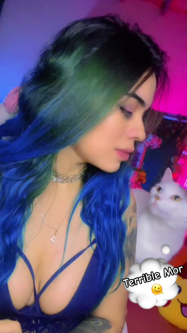 @Meloodyy18