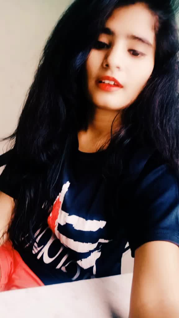 @selfie ❤️queen❤️