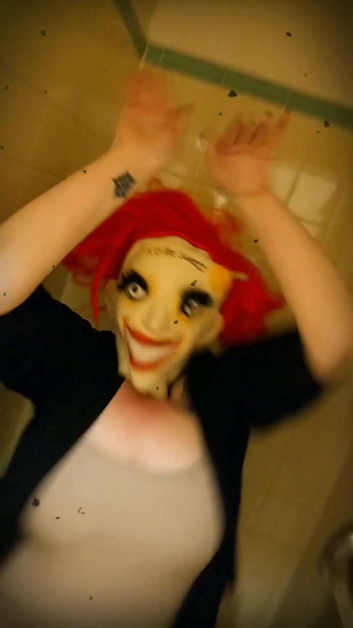 @Horrorqueen87