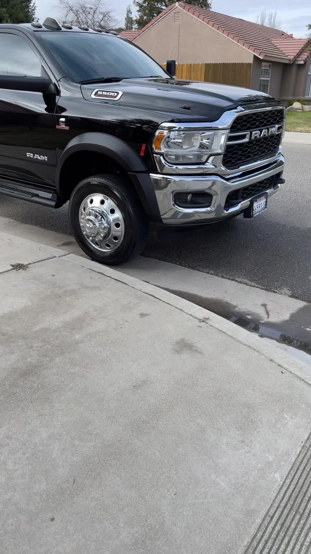 @Straight haulin