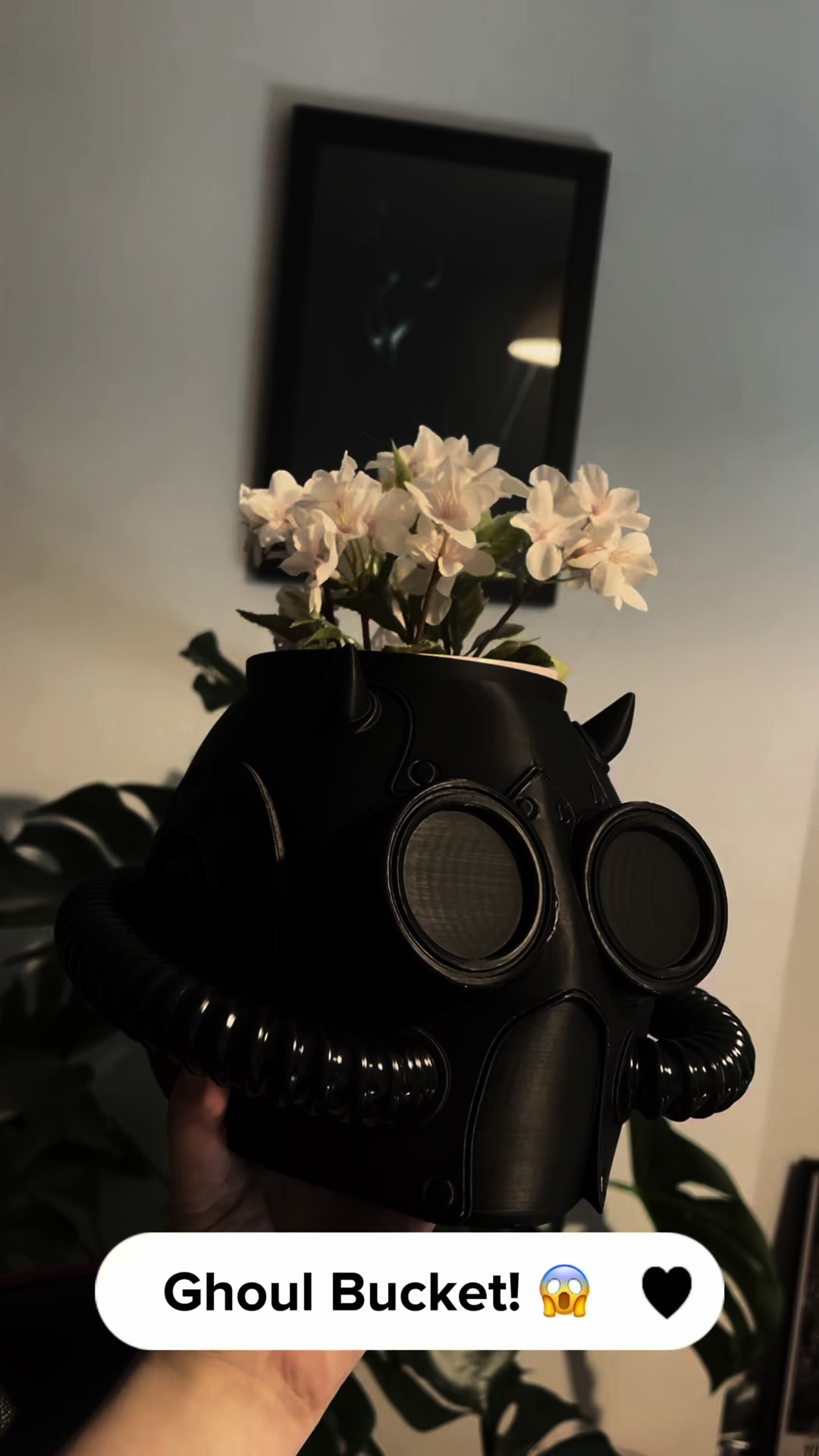 @𝖈𝖍𝖆𝖗𝖑𝖔𝖙𝖙𝖊 🖤