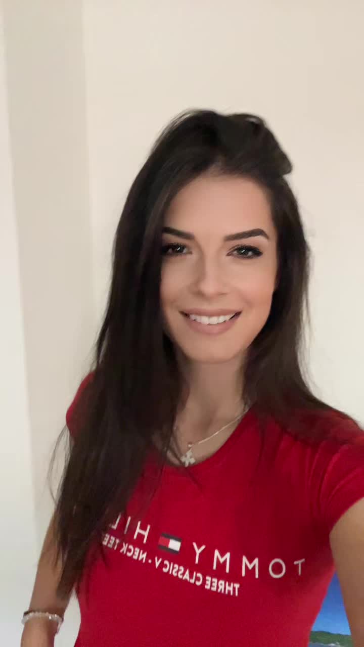 @anavic1000