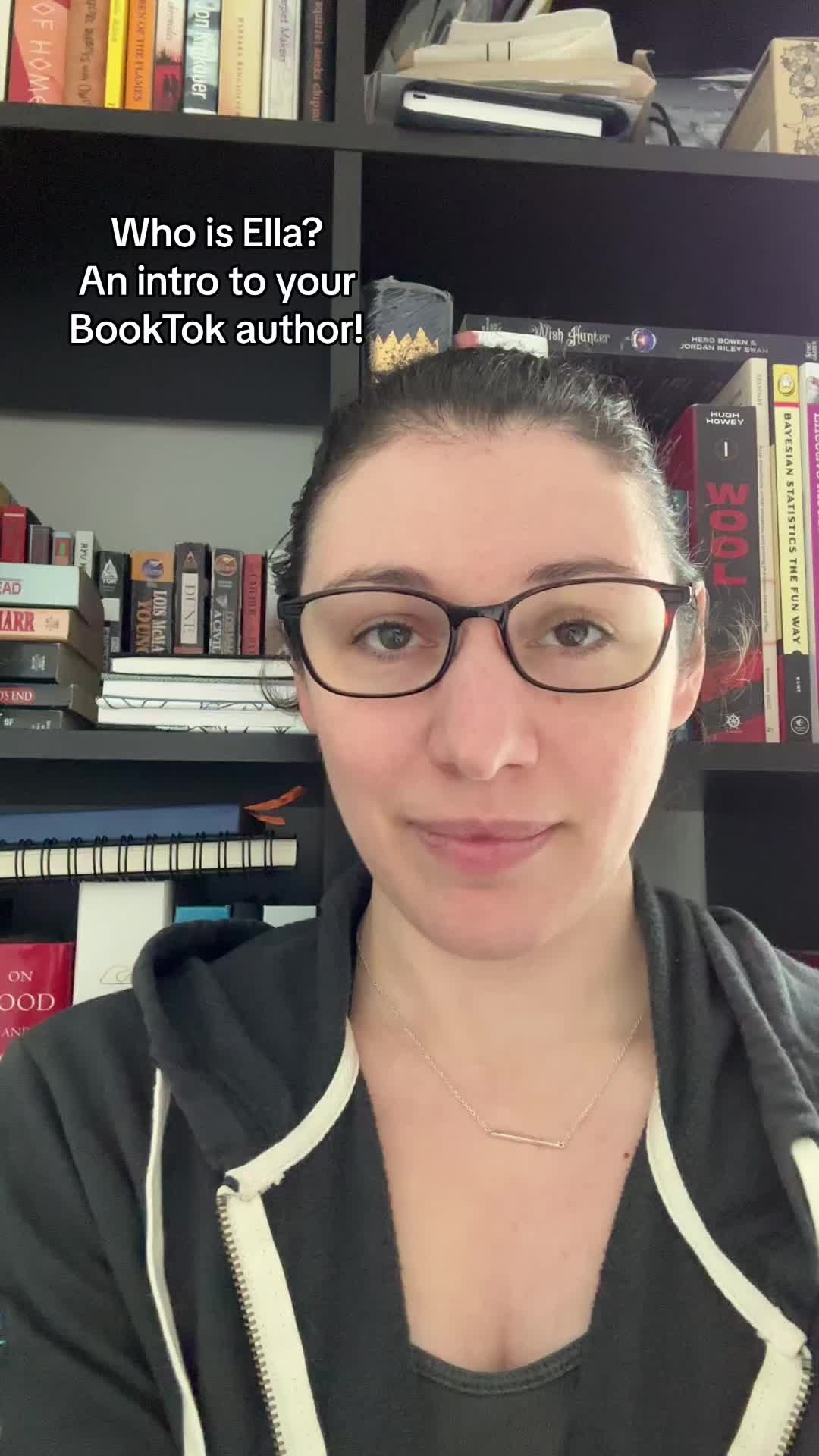 @Ella M Lee | Author