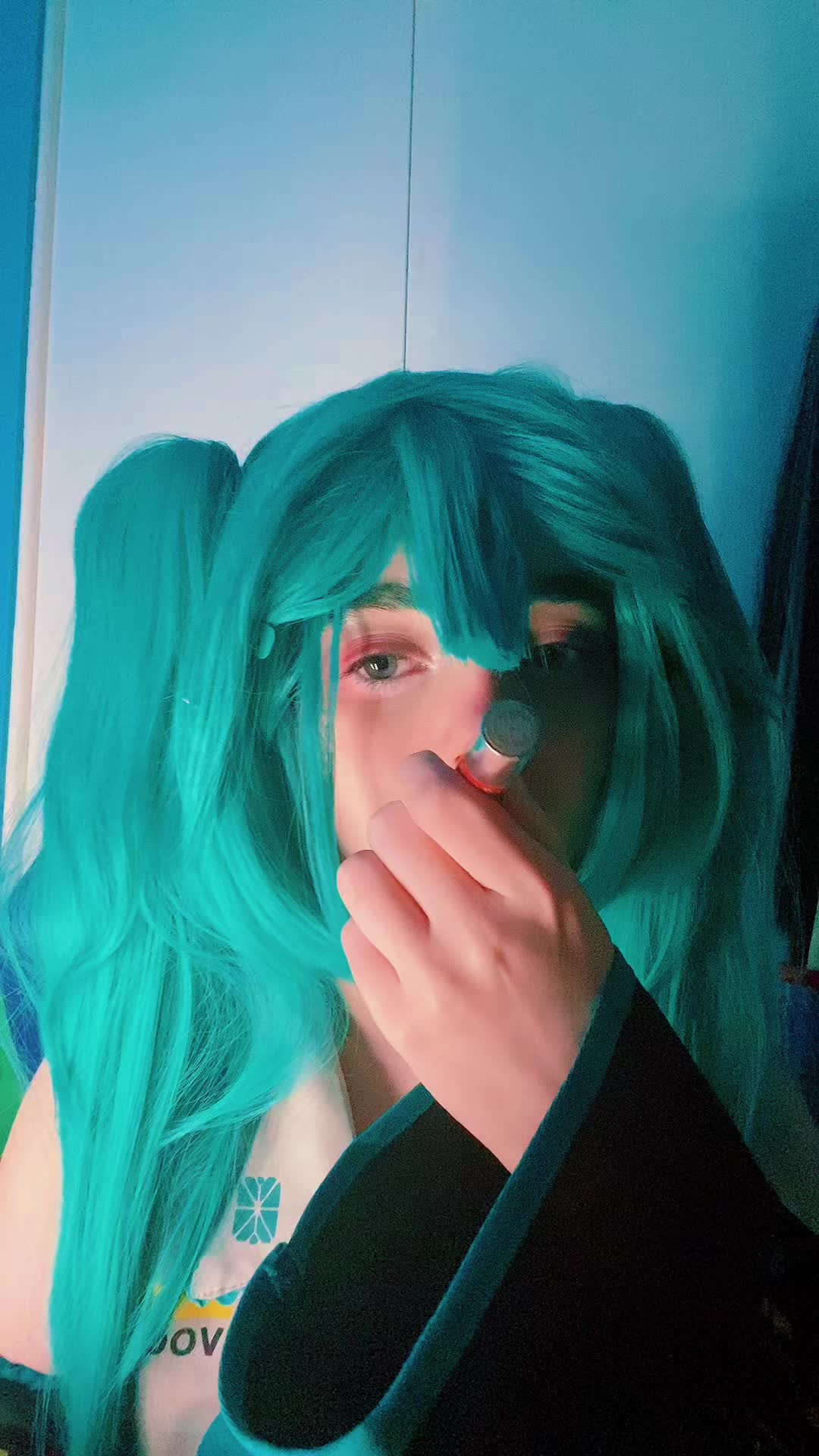 @kat <33