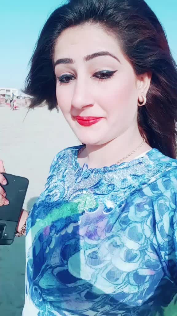 @Alina Bhatti