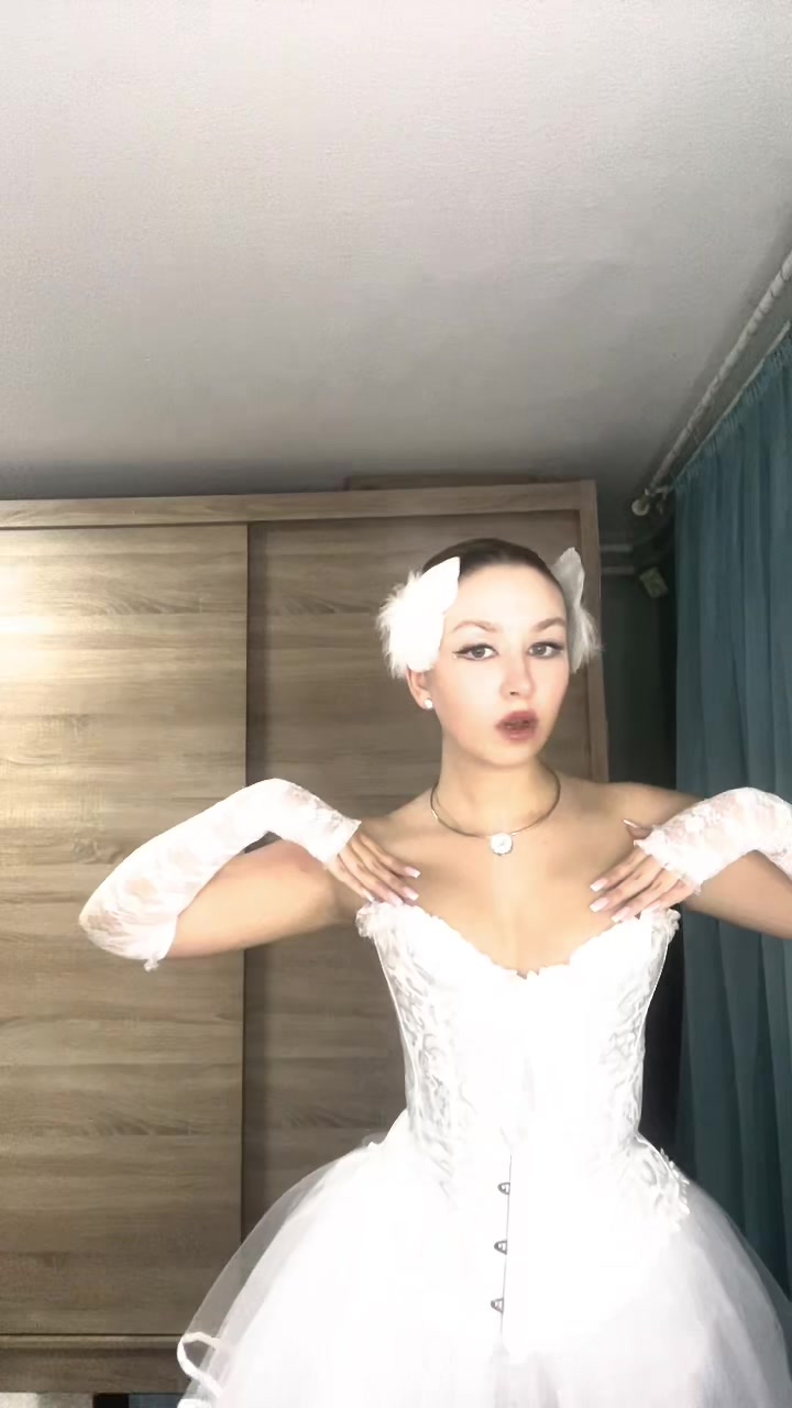 @b.vivien.b