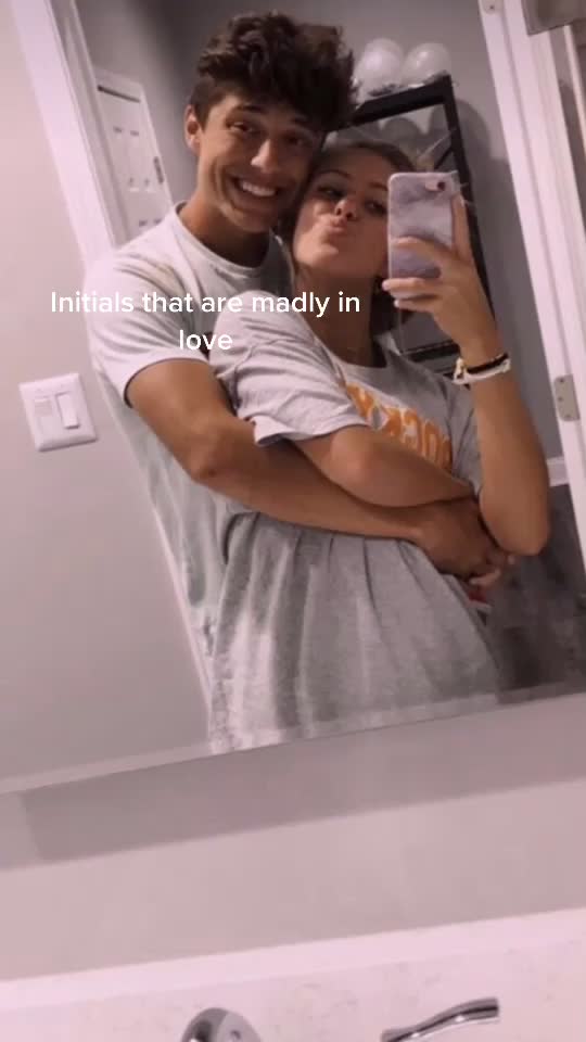@🦋