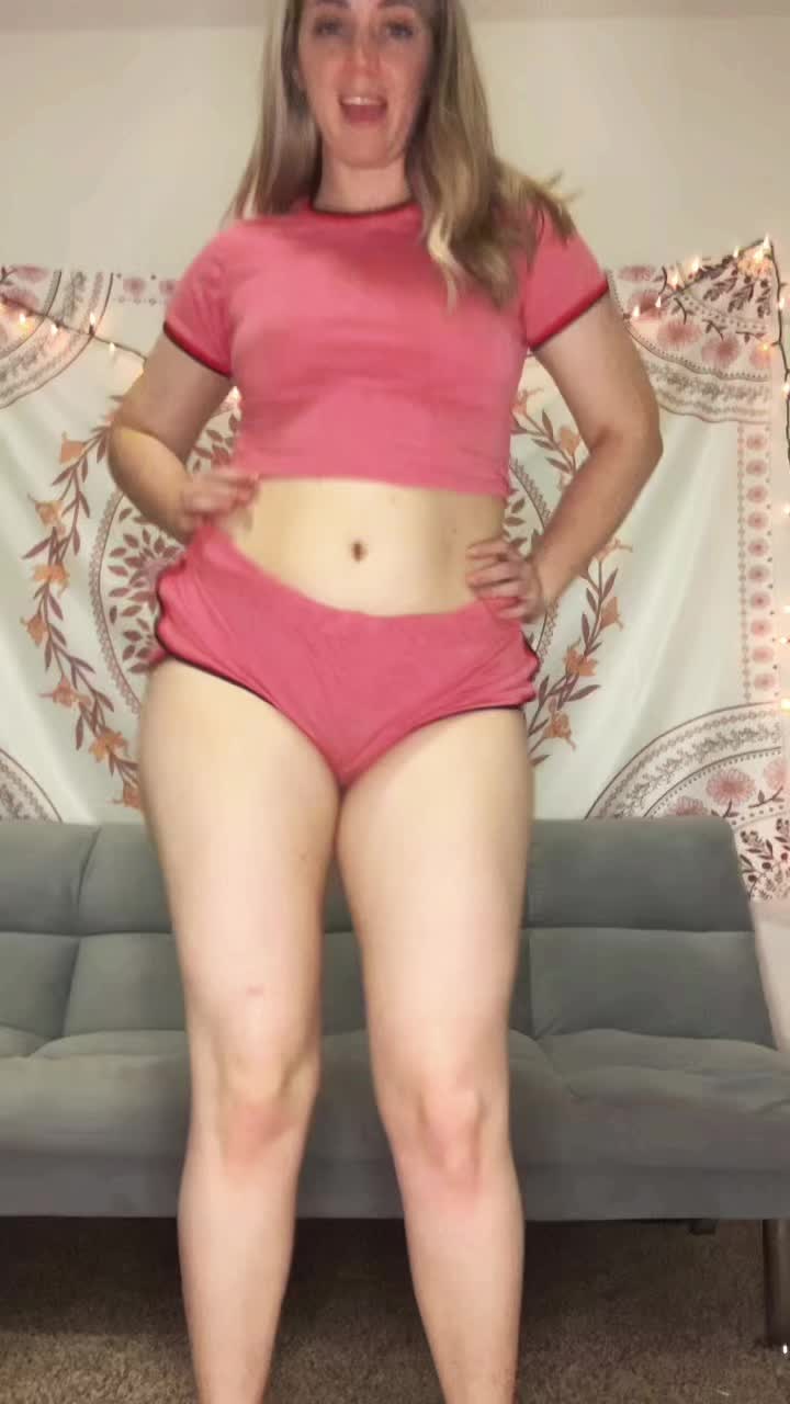@BananaCutie43