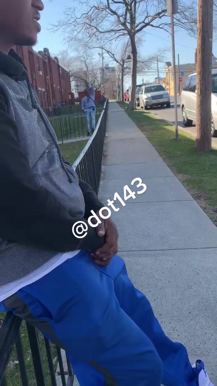 @Dot143