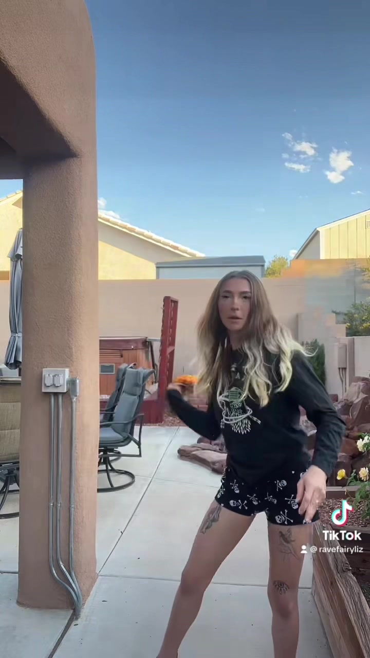 @Lizzy 🧚🏼&zwj;♀️🫧✨💕