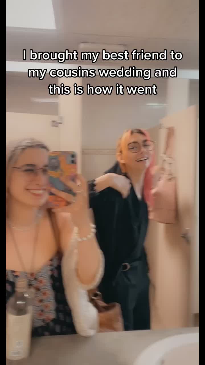 @Emileejo_