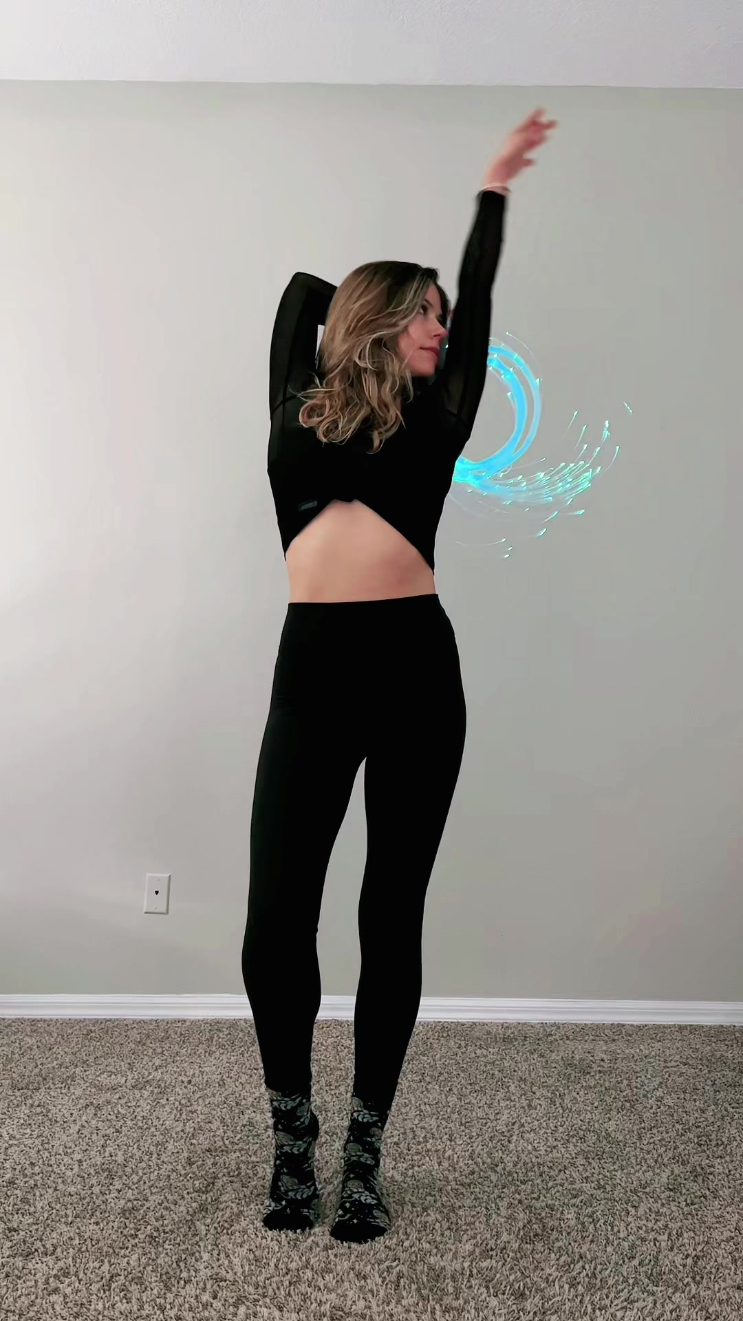 @LightUpDoll🔆