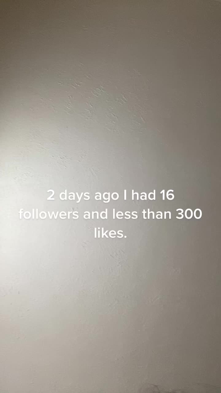 @Khloe