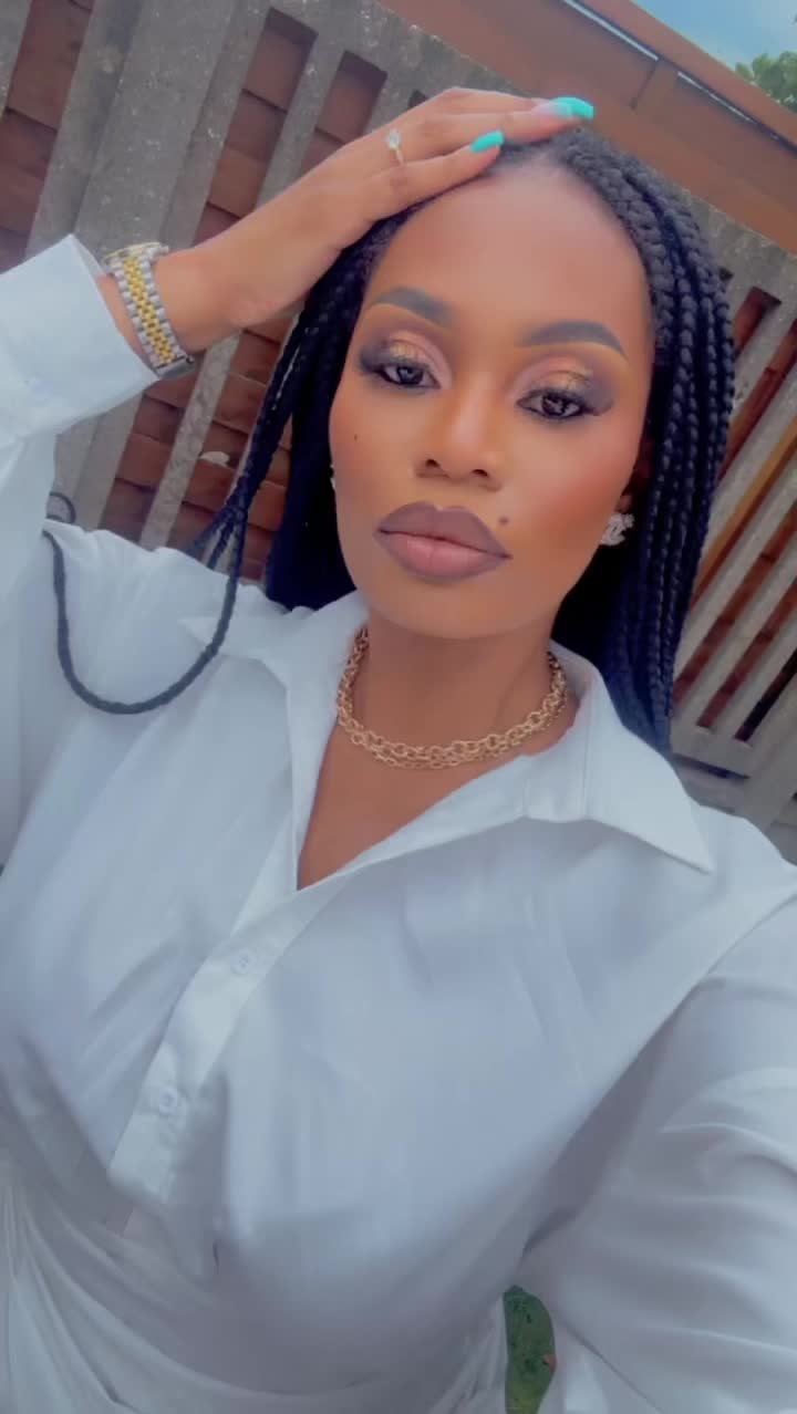 @𝑪𝒐𝒏𝒔𝒕𝒂𝒏𝒄𝒆 𝑲𝒂 💋