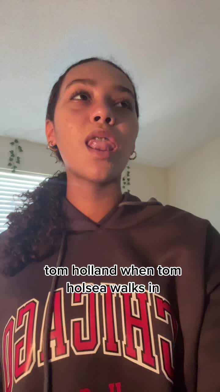 @___