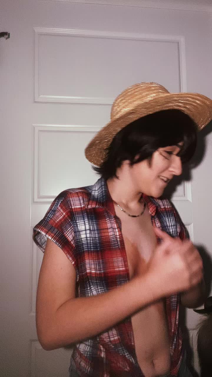 @WannaBFoxx