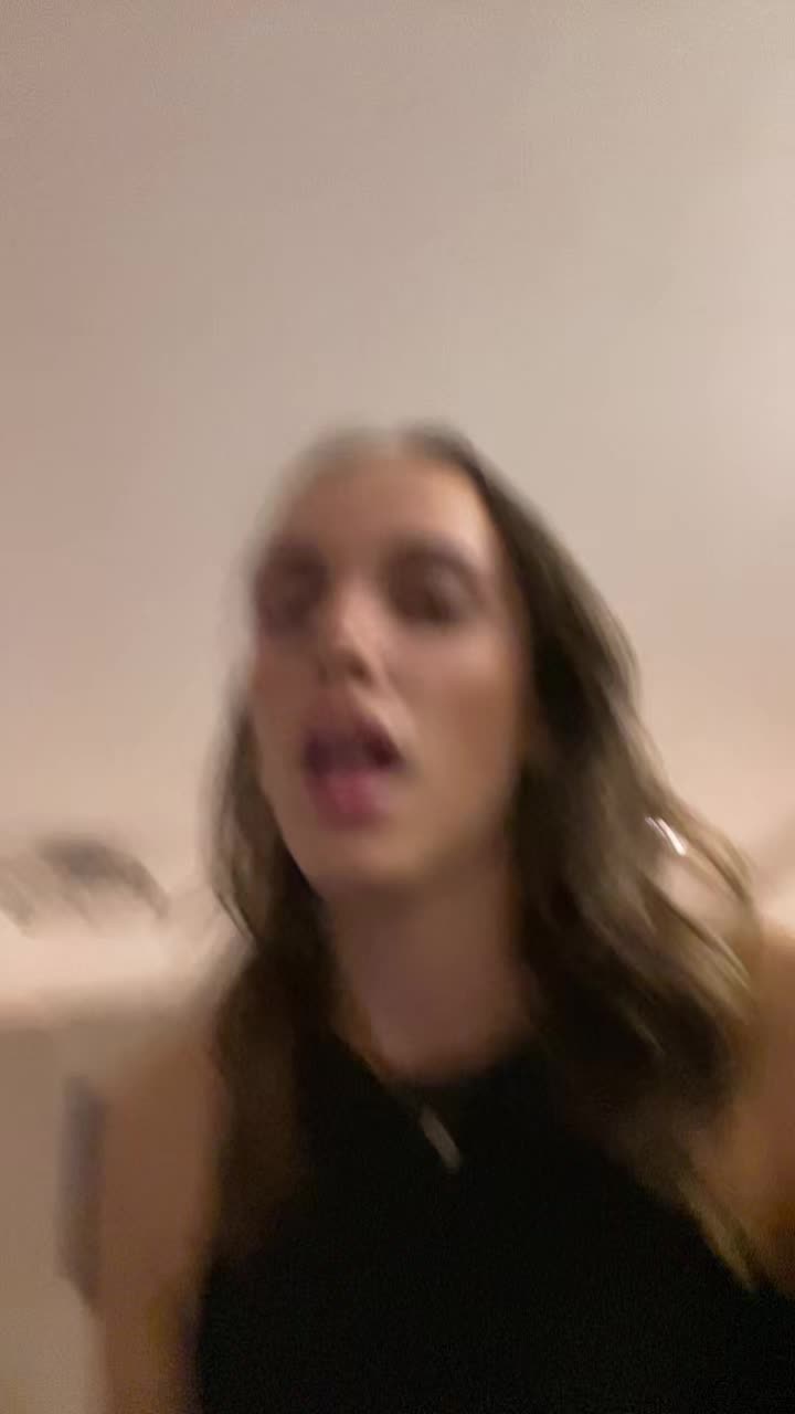 @godmdksjsnsj