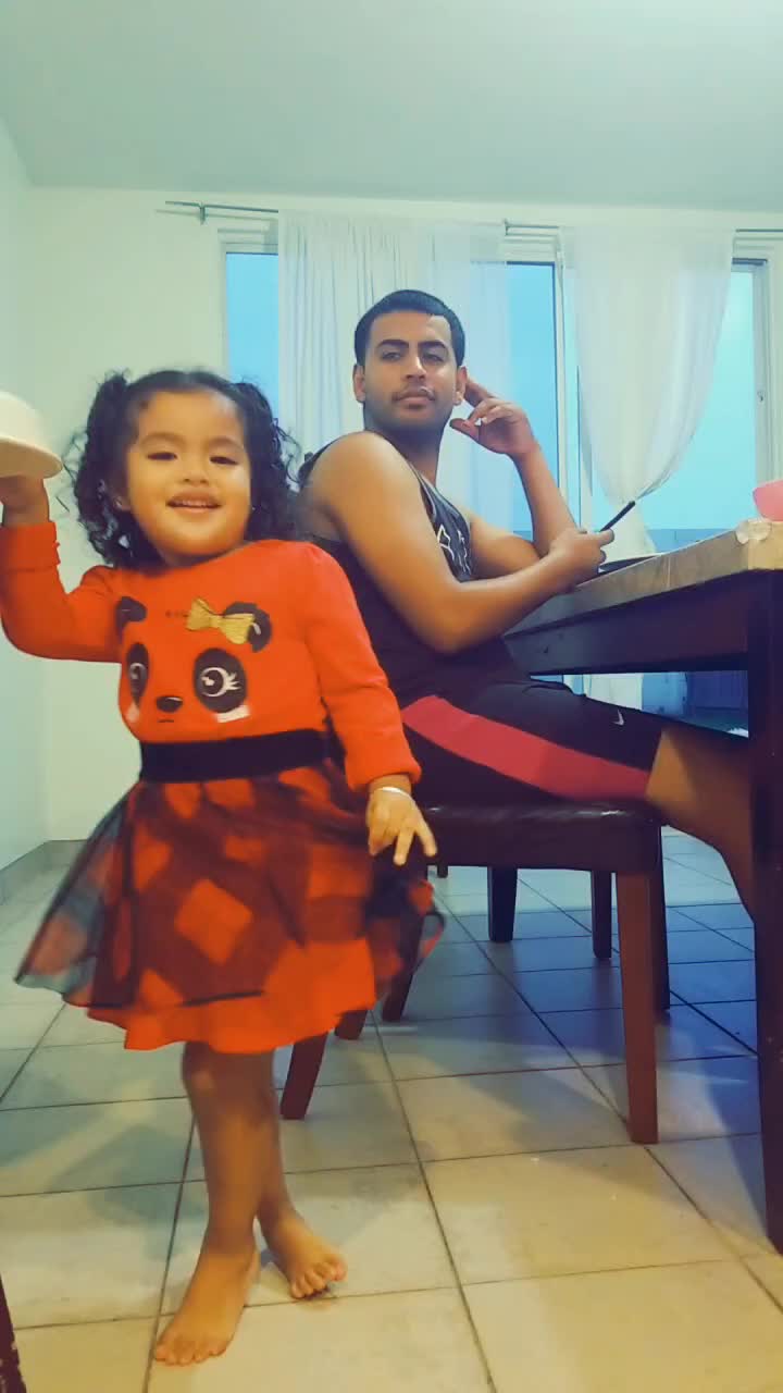 @AlexaAmador