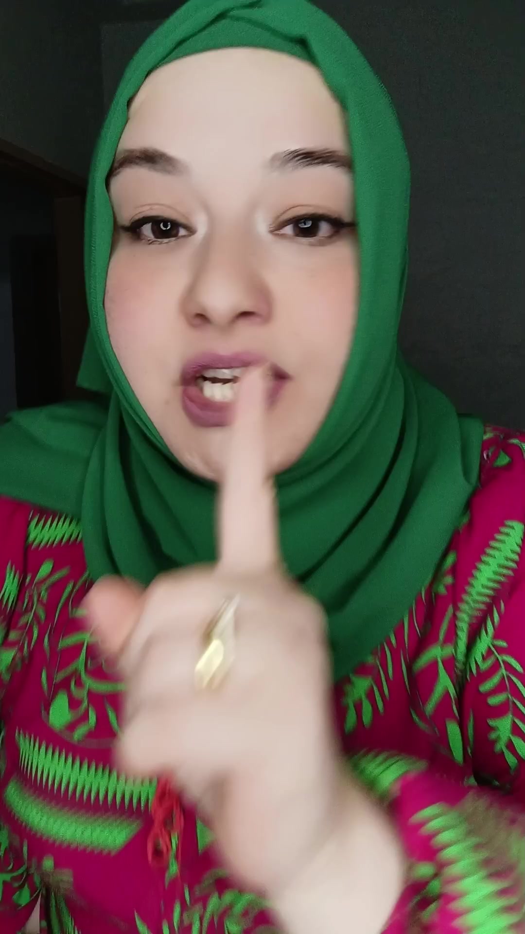 @z&uuml;beyde&ouml;zcan