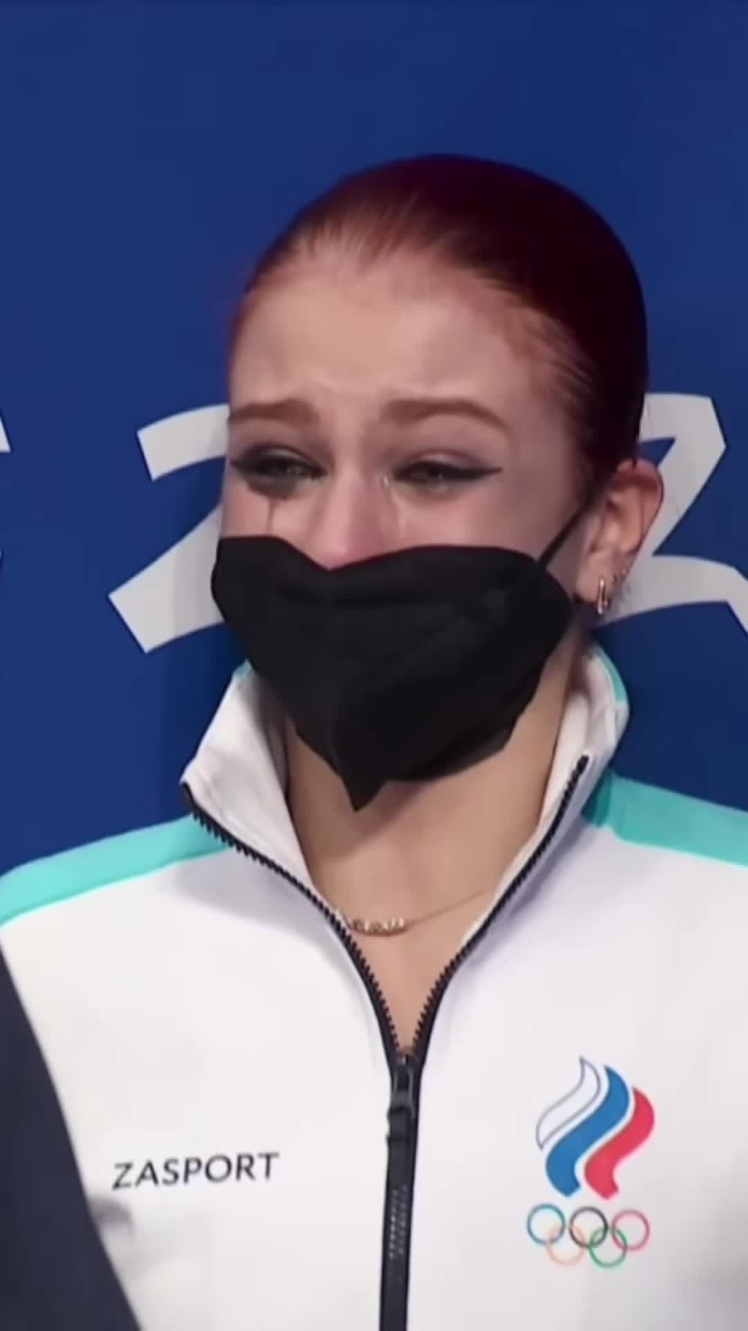 @NikocadosLeftToenail